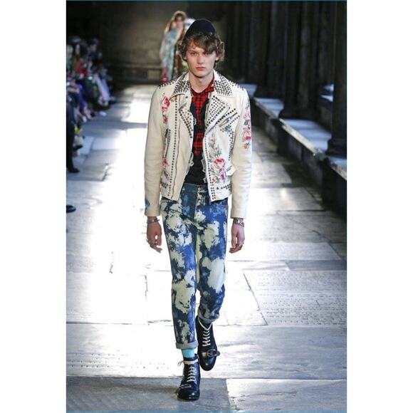 GUCCI Cruise 2017 Size 36 Indigo White Bleached Denim Studded Button Fly Jeans - Picture 2 of 9